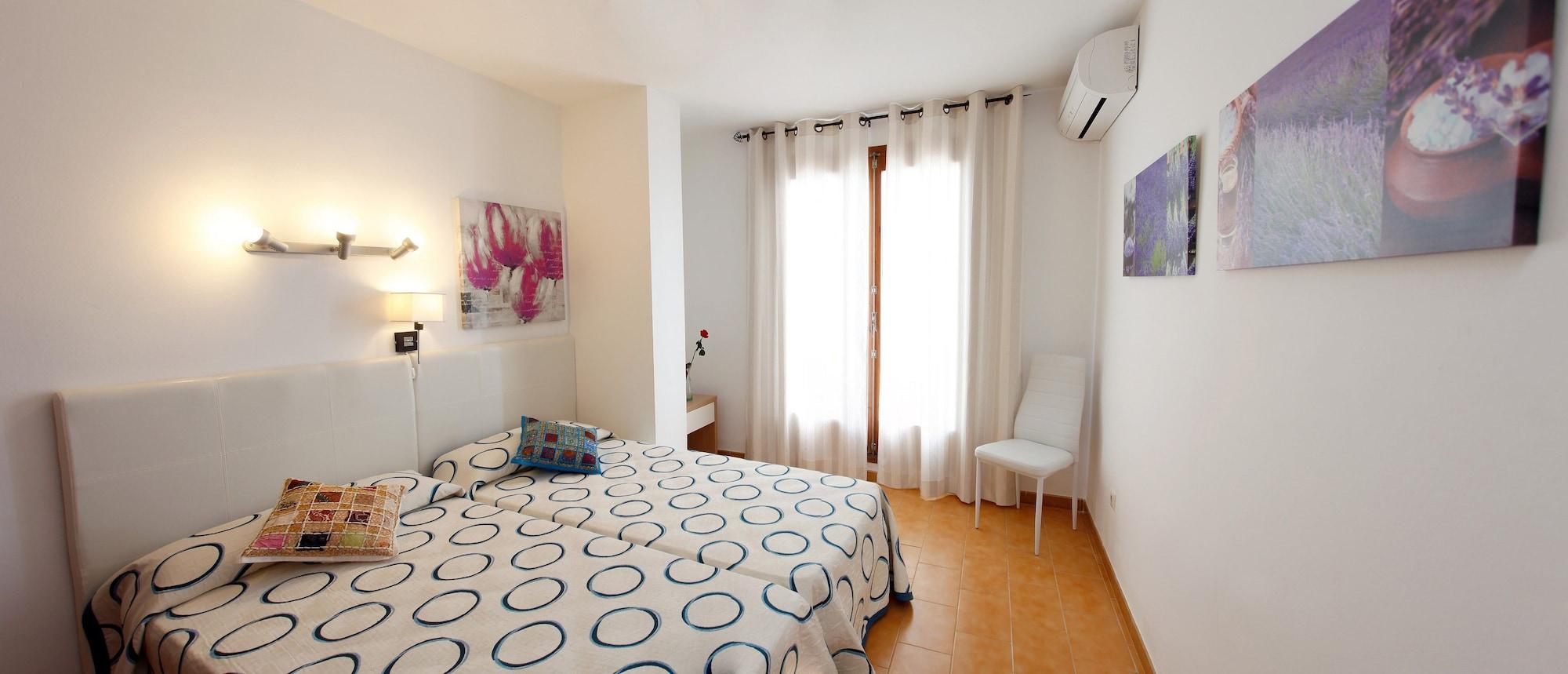 Typic Sandic Apartments Es Canar  Exterior photo