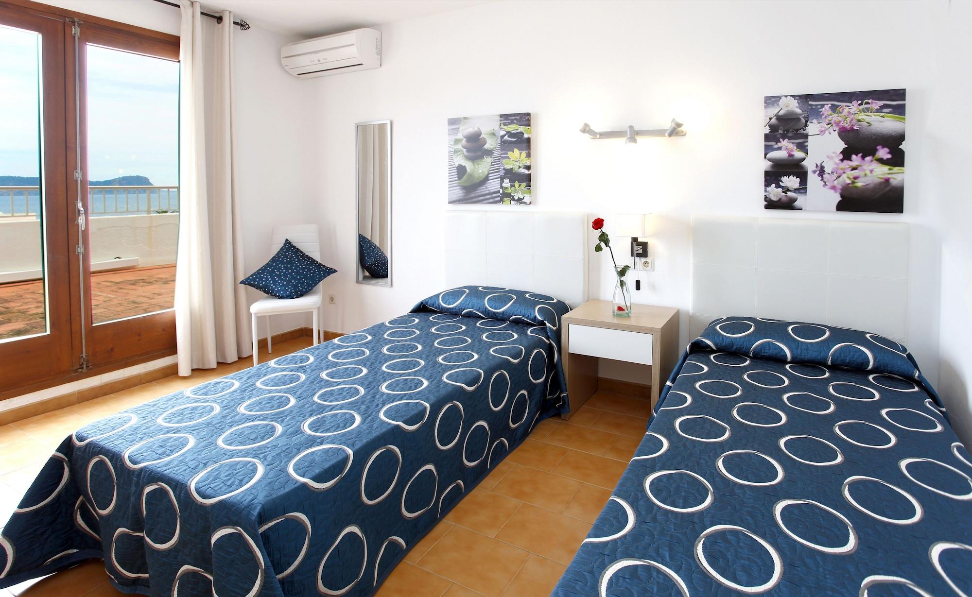 Typic Sandic Apartments Es Canar  Exterior photo