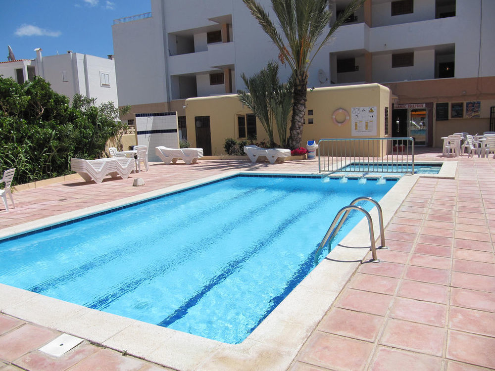 Typic Sandic Apartments Es Canar  Exterior photo